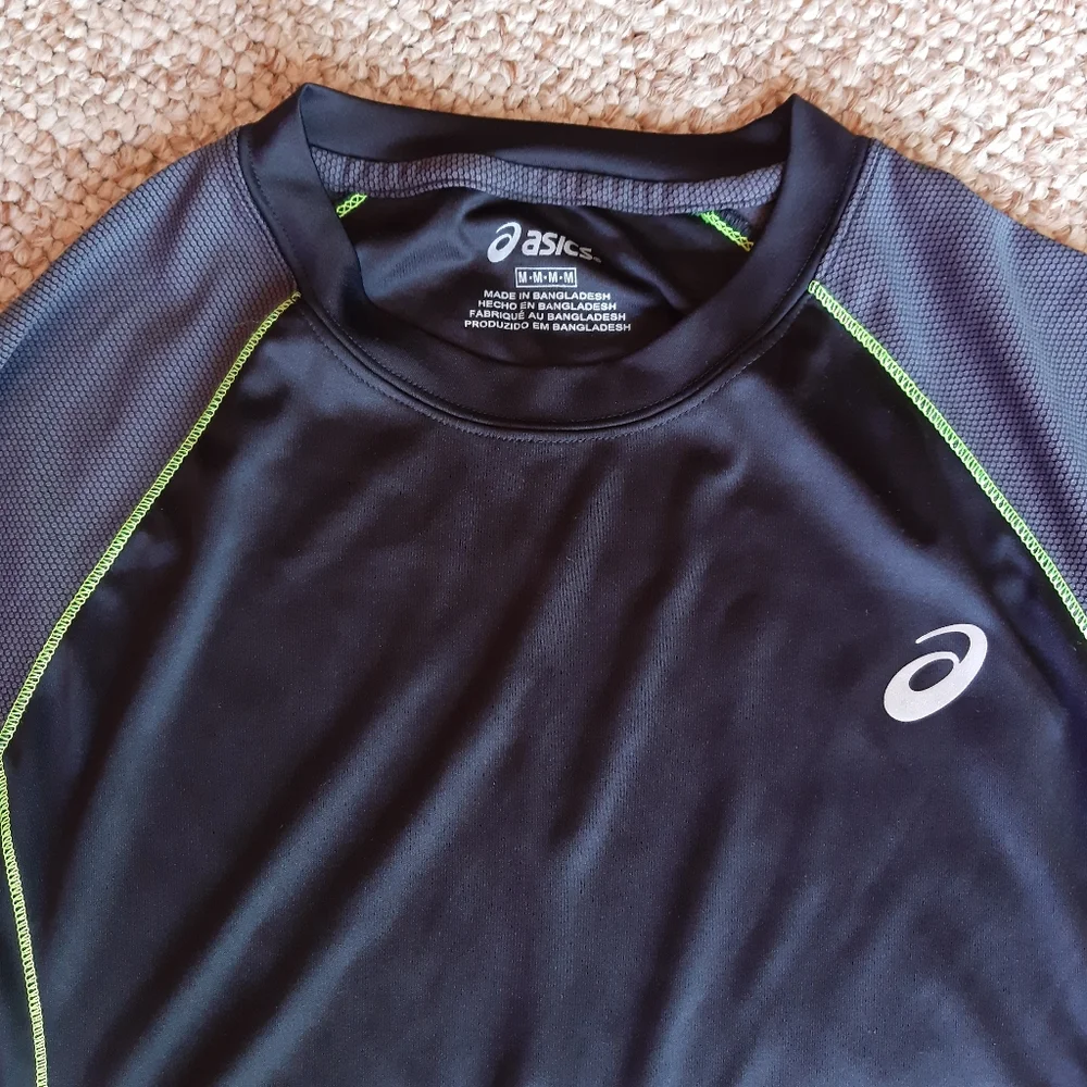 Mens Asics Compression Shirt size Medium